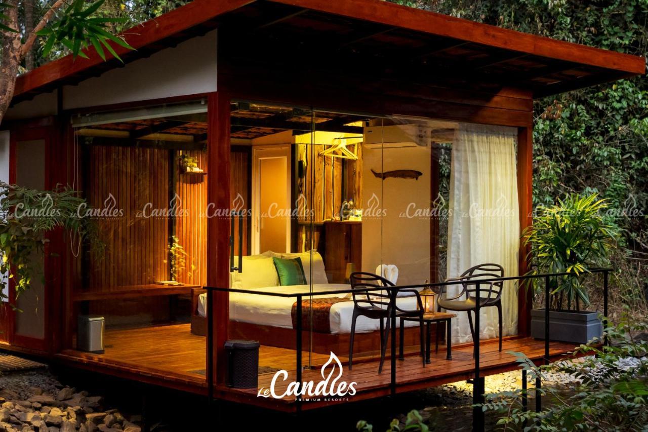 Le Candles Resort Кожикод Екстериор снимка