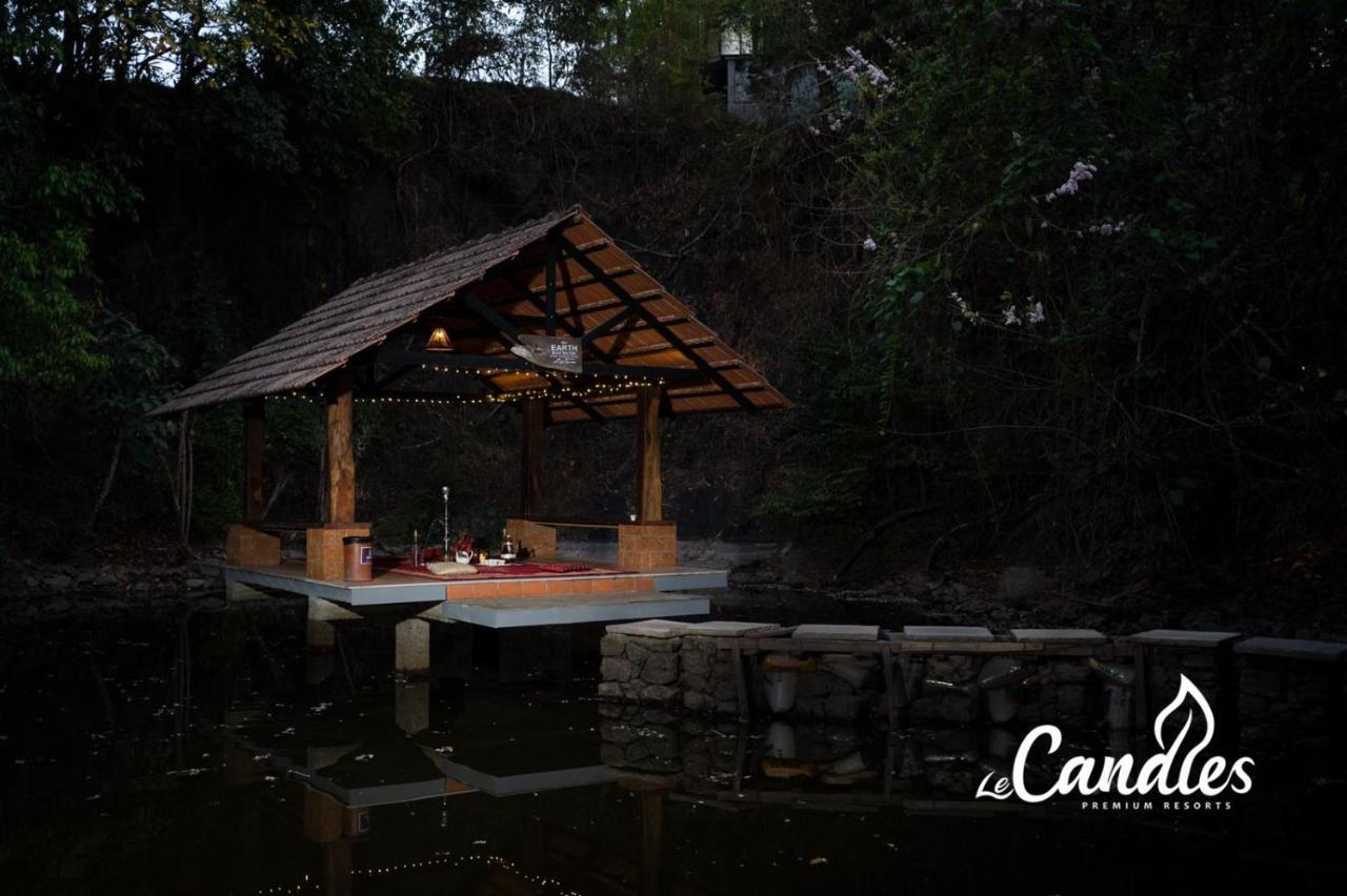 Le Candles Resort Кожикод Екстериор снимка