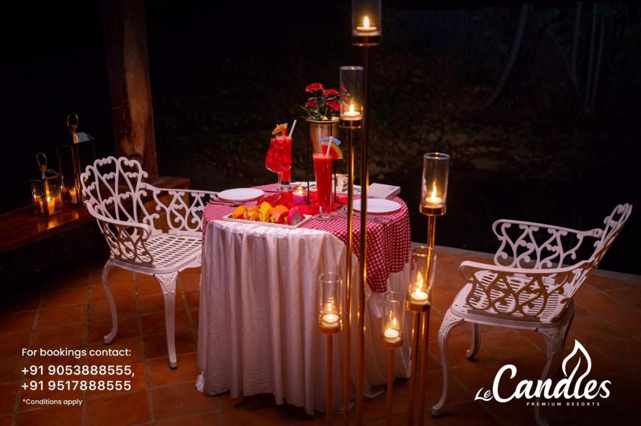 Le Candles Resort Кожикод Екстериор снимка