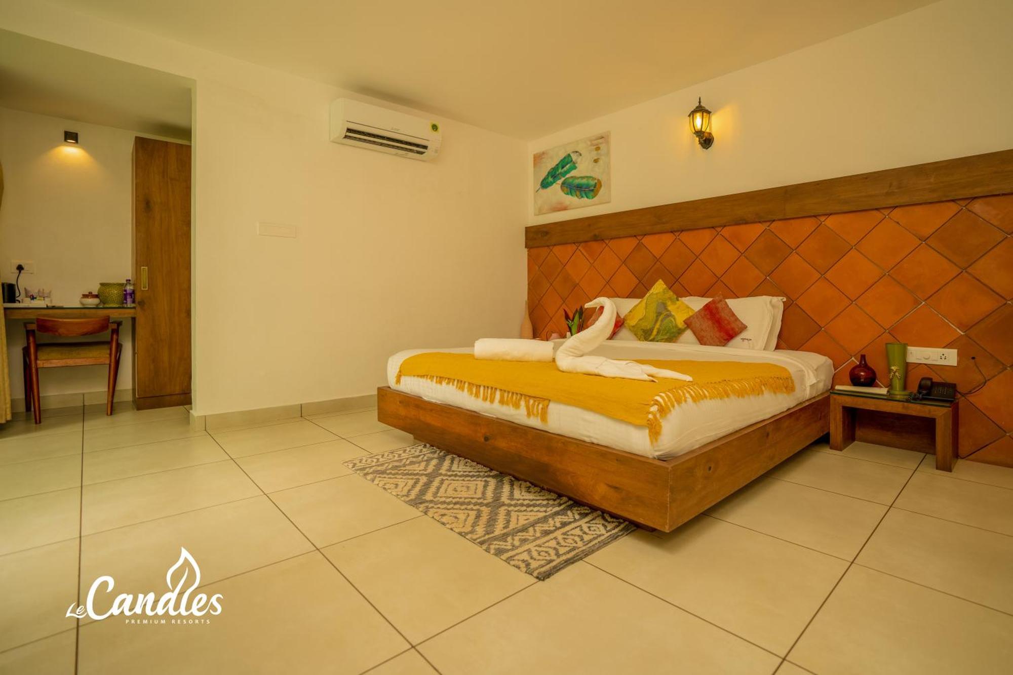 Le Candles Resort Кожикод Екстериор снимка