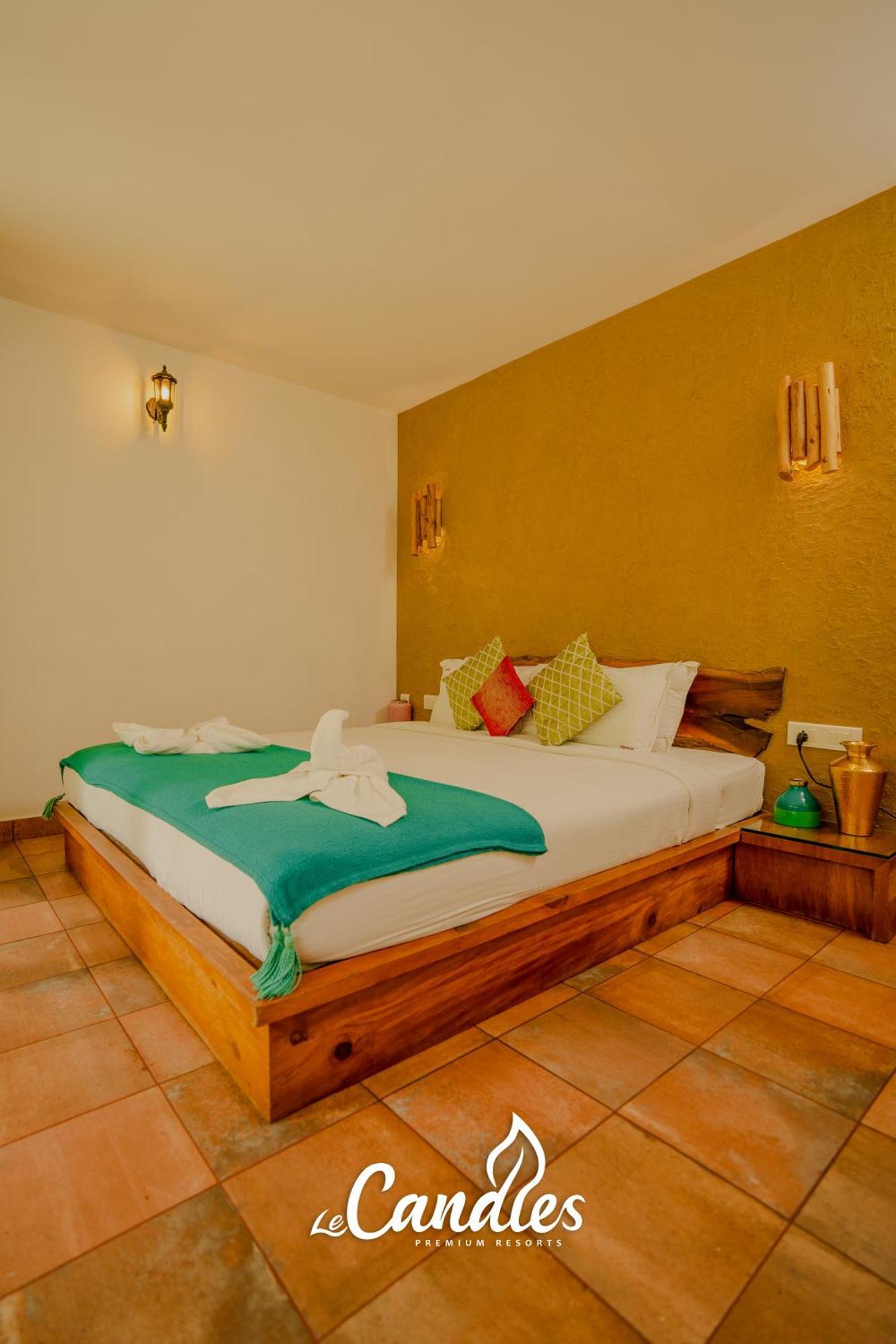 Le Candles Resort Кожикод Екстериор снимка