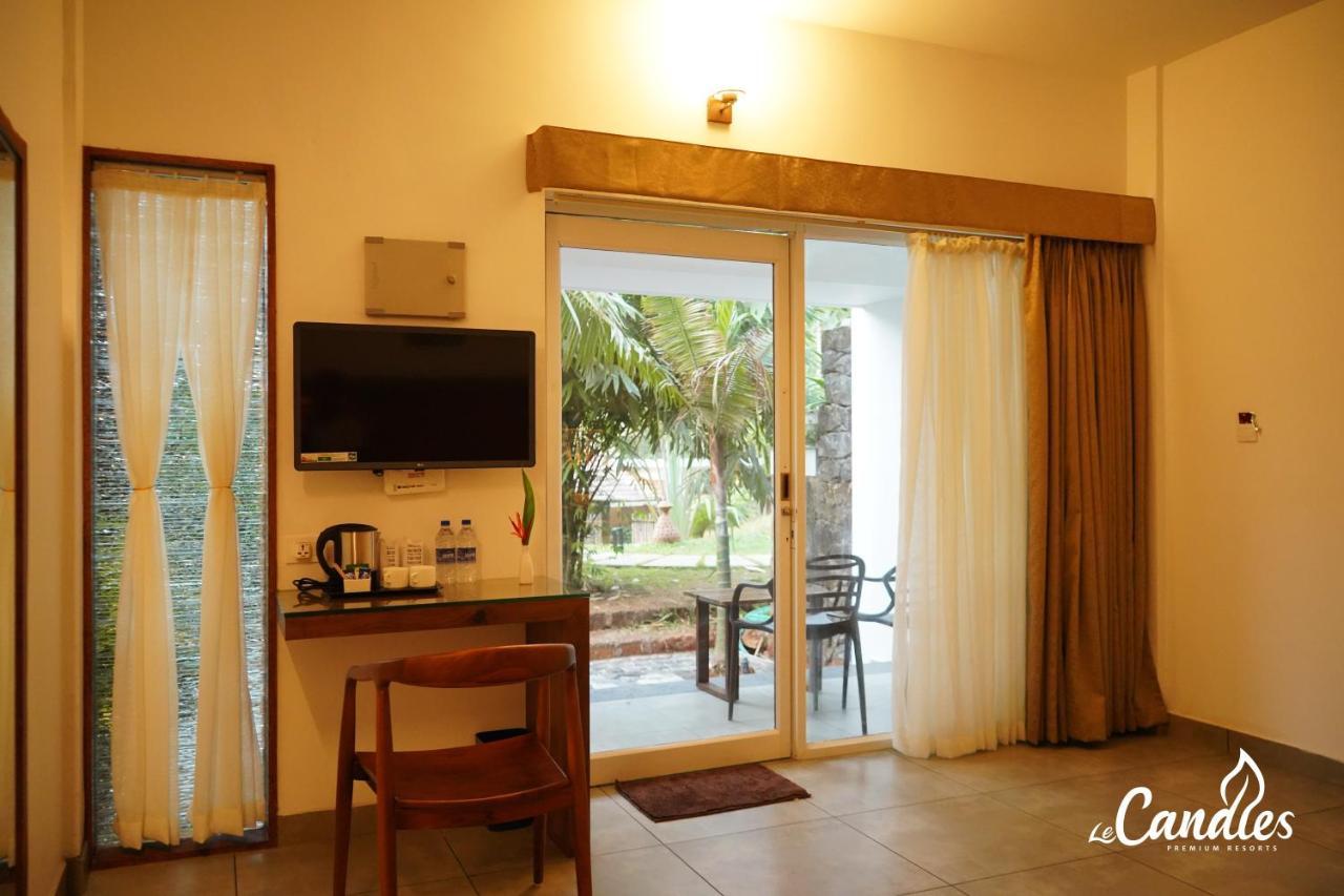 Le Candles Resort Кожикод Екстериор снимка